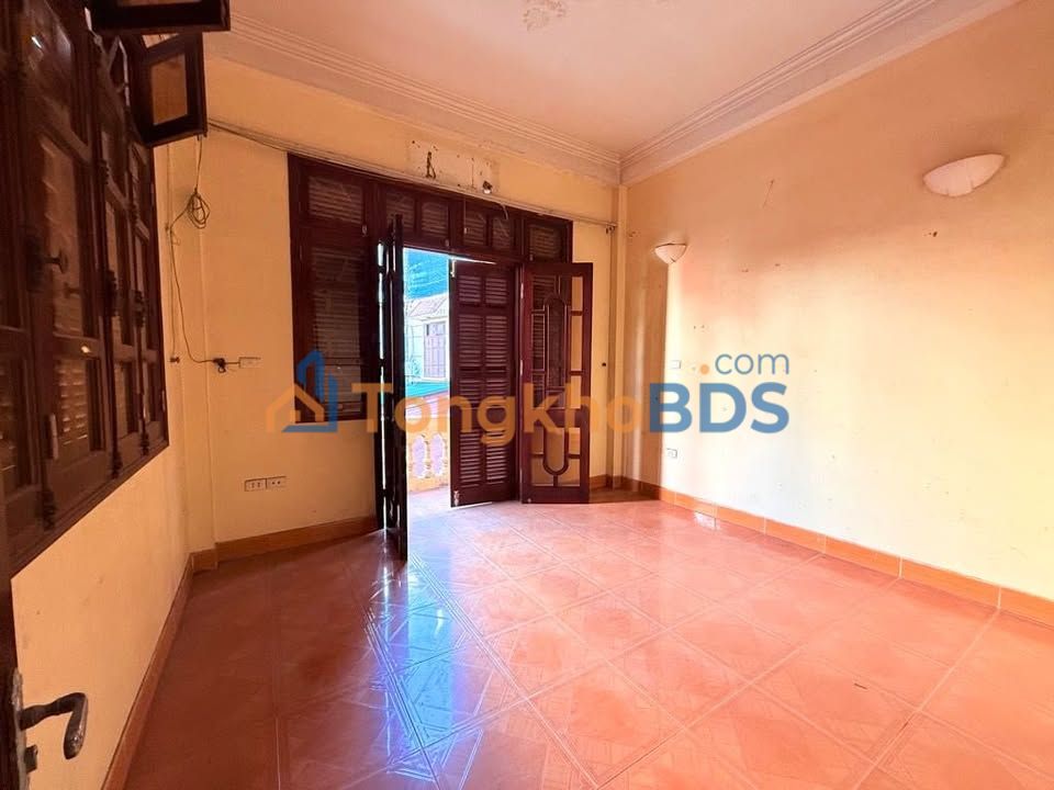 Nhà Lô Góc 48m² 4 Tầng Gần Công Viên Hoà Bình - Sổ Hồng Vuông Đẹp