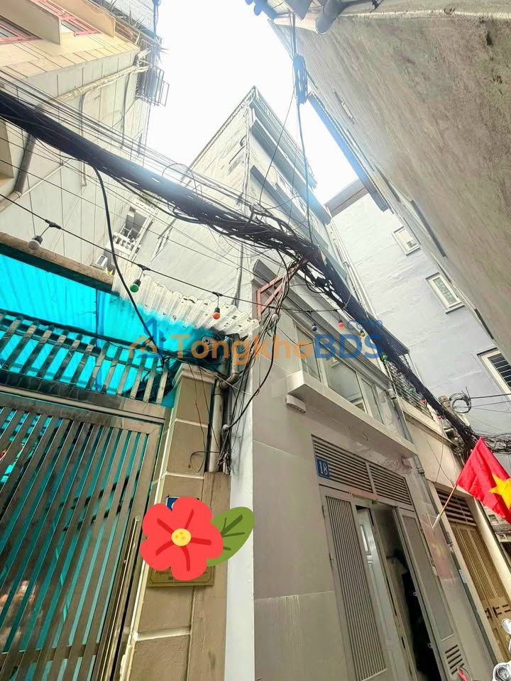 Nhà 6 Tầng Lô Góc Lạc Long 30m² - 7 Tỷ - Hoàng Quốc Việt