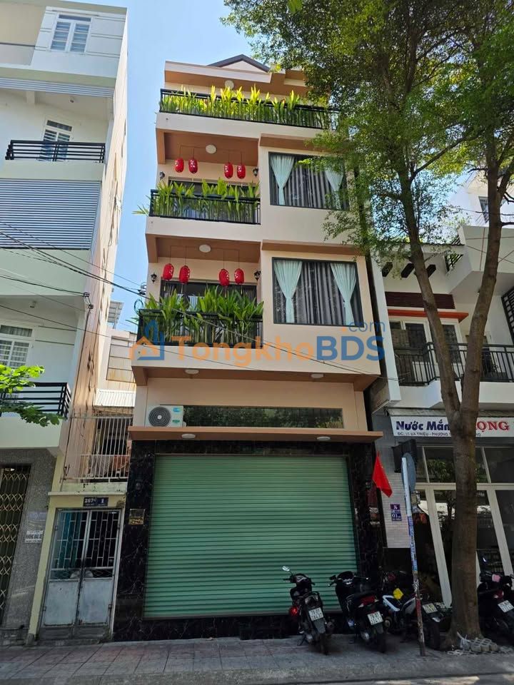 Cho thuê nhà 4 tầng mặt tiền Bà Triệu, Nha Trang - Kinh doanh sầm uất 25 triệu