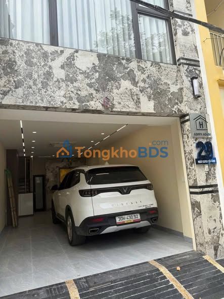 Nhà Nguyên Căn 8 Tầng Cổ Linh, Long Biên - 40 Triệu/Tháng