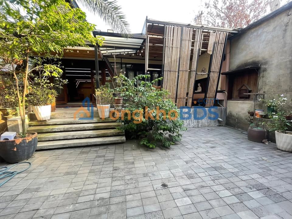 Nhà Gỗ Full Nội Thất, Sân Đậu 2 Ô Tô, P. Phú Hoà, Thủ Dầu Một - 10 Triệu/Tháng