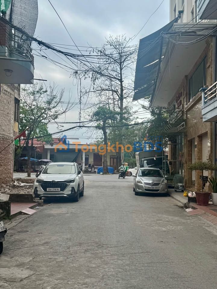 Nhà 3 Tầng Lê Đại Hành 52m² Hướng Nam - Đón Sóng Dự Án Bờ Tây Sông Vân