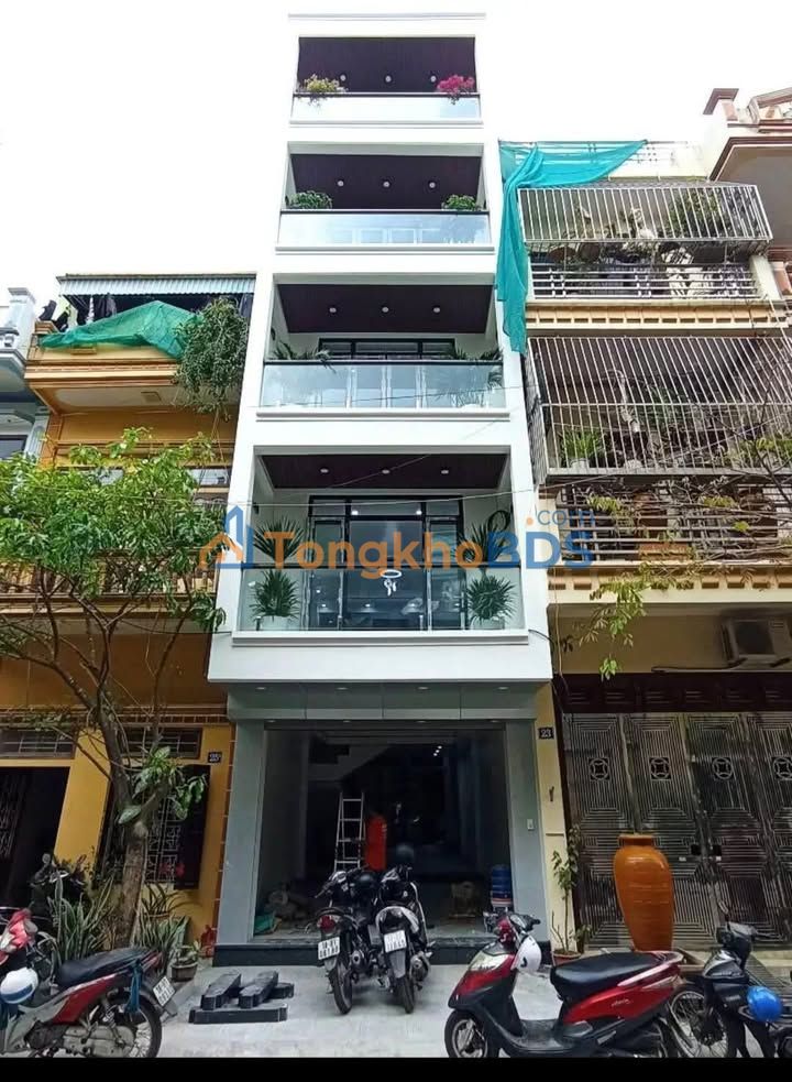 Nhà 5 Tầng Thang Máy Mặt Tiền Kinh Doanh, Bãi Cháy, Hạ Long - 6.5 Tỷ