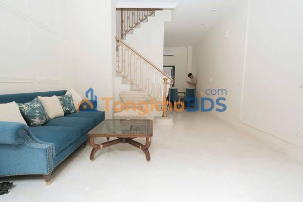 Cho thuê căn hộ Vinhomes Ocean Park 4PN full nội thất - Giá 11 triệu/tháng