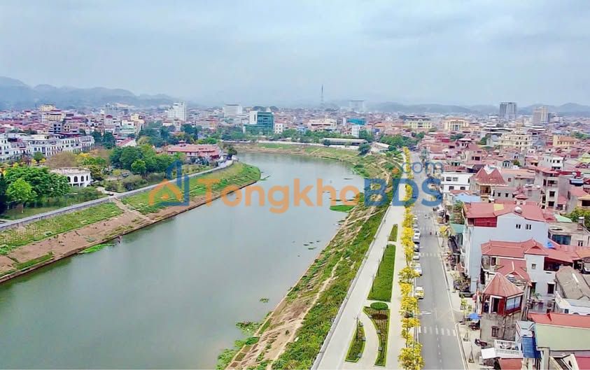 Bán đất 120m² siêu trung tâm TP Lạng Sơn, hướng Nam, giá 2.XX tỷ