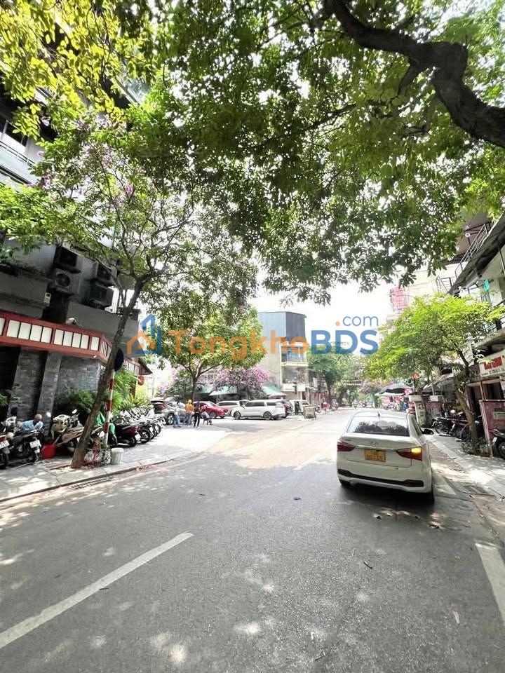 Nhà Mặt Phố Sơn Tây 65m² 7 Tầng Thang Máy - Kinh Doanh Đỉnh Cao