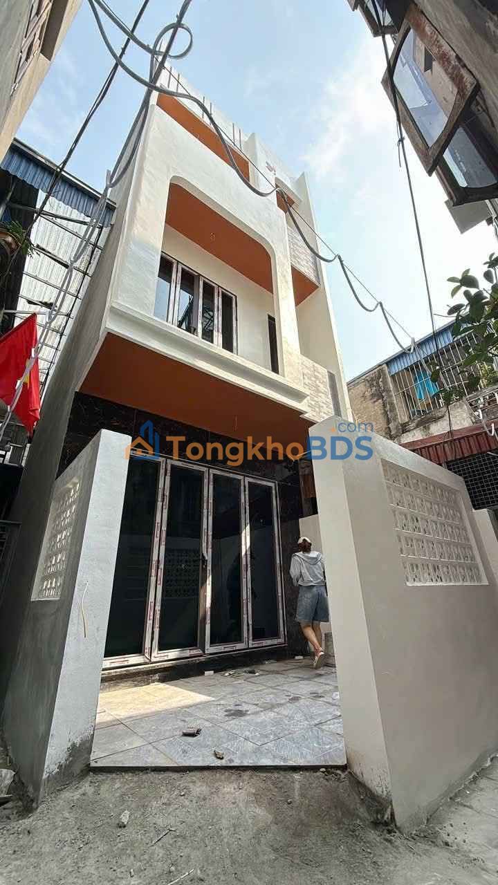 Bán nhà lô góc 3 tầng đường Trường Chinh, Nam Định - 55m², 2.58 tỷ