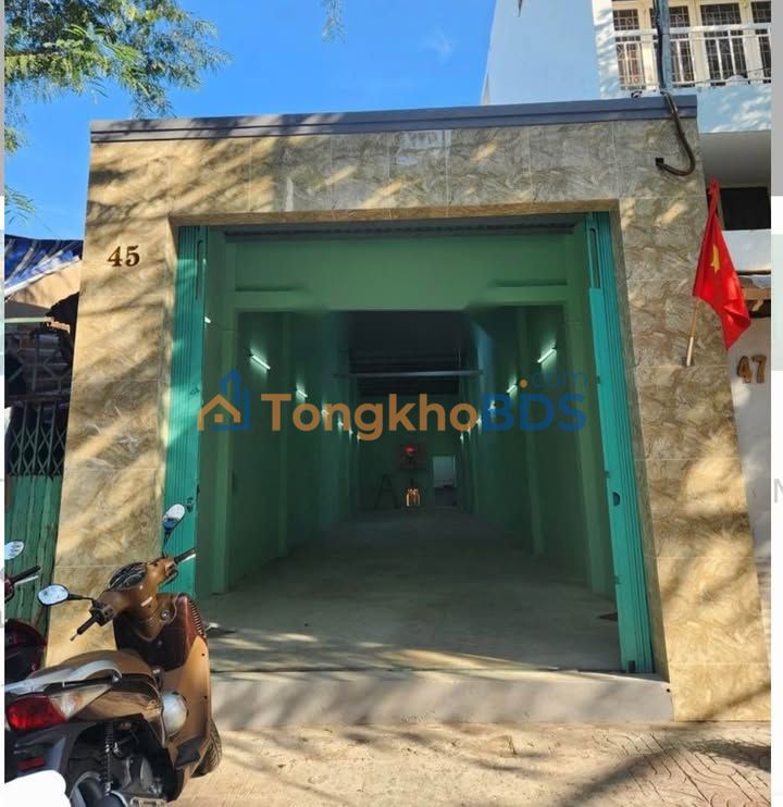 Cho thuê kho xưởng mặt tiền Tùng Thiện Vương, Quận 8 - 135m² giá 20 triệu