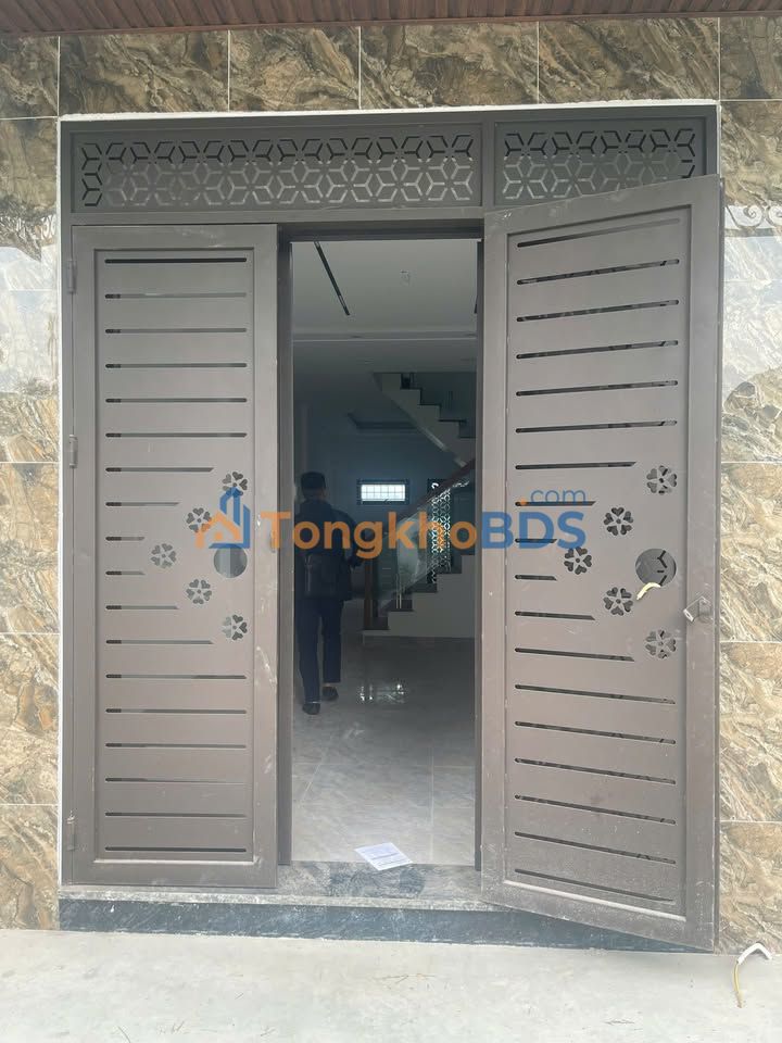 Nhà 3 Tầng Hiện Đại 43m² - Gần Sân Vận Động Trống Đồng, Thanh Oai