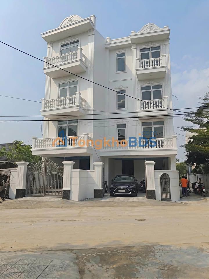 Nhà 4 Tầng 2 Mặt Tiền Nguyễn Như Chương, Huế - Giá 3.9 Tỷ