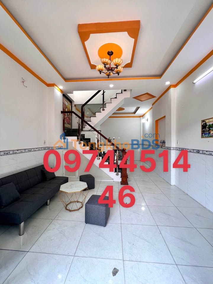 Nhà Lầu Suốt 45m² Hướng Bắc Giá 890 Triệu - Gần Ngã 3 Mỹ Hạnh, Long An