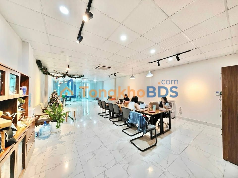 Cho thuê sàn văn phòng 100m² Đống Đa - Giá 20 triệu, Sẵn Sàng Kinh Doanh