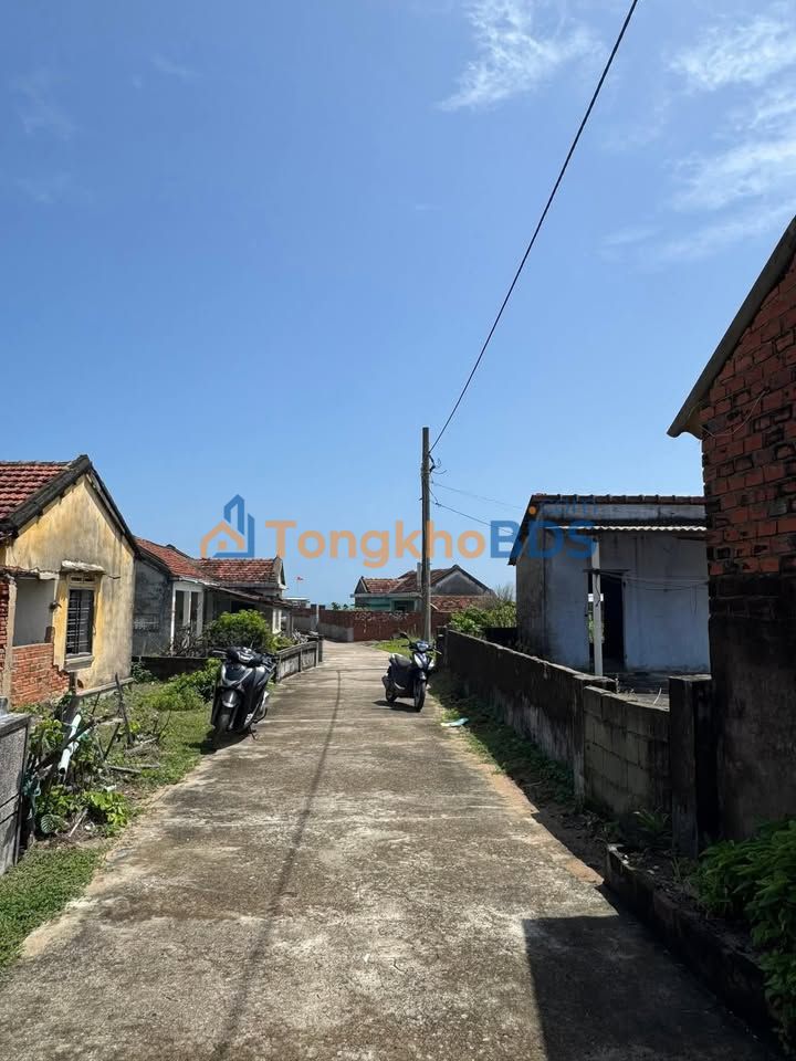 Bán đất Làng Lò 3, Tuy Hoà 100m² - Vài bước chân ra biển, giá 1.7 tỷ