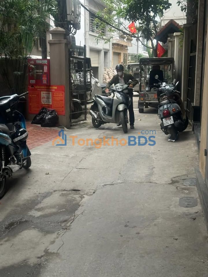 Bán Gấp 2 Nhà Lạc Long Quân 100m² - 23.9 Tỷ Chính Chủ