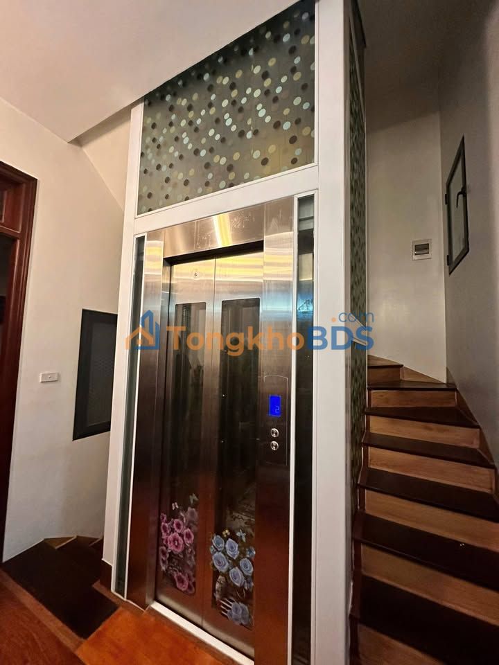 Nhà Phố Kinh Doanh Mặt Tiền Đẹp 62m², Thang Máy, Ô Tô Vào Nhà - Nhân Chính, Thanh Xuân