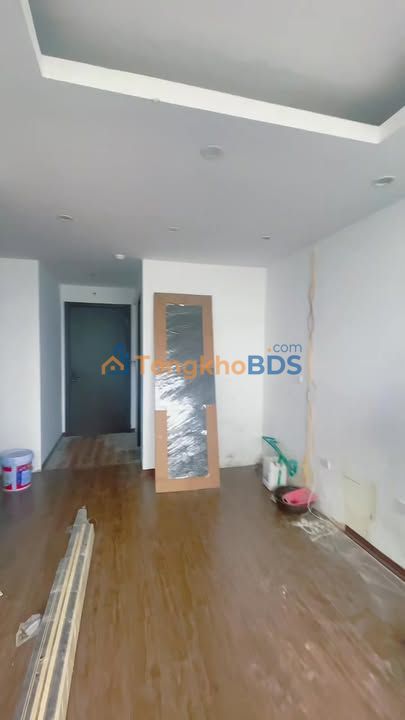 Penthouse Lạc Long Quân 65m² - 2PN Giá Dưới 3 Tỷ - Sẵn Sàng Dọn Vào Ở