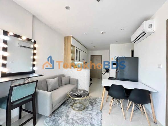 Cho thuê căn hộ Vinhomes Grand Park 8tr/tháng - Full nội thất, sẵn ở