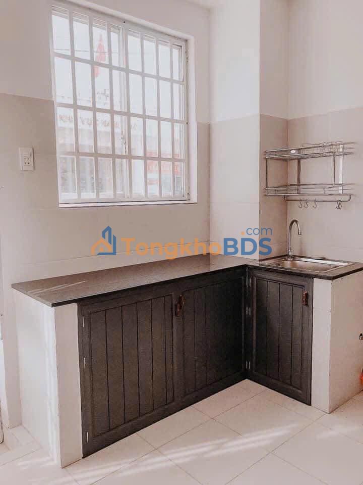 Phòng Riêng Biệt 35m² Mặt Tiền Núi Thành, Đà Nẵng - Giá 3.5 Triệu/Tháng