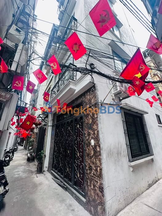 Nhà Trương Định 32m² 5 Tầng Lô Góc - Giá 8.75 Tỷ Có Thương Lượng