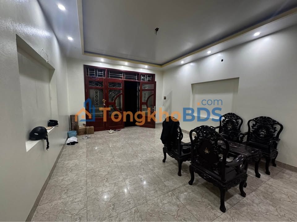 Nhà Lô Góc Trần Hưng Đạo, Nam Định - 86.5m², Hướng Đông, Giá 6 Tỷ Tốt
