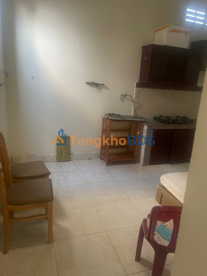 Cho thuê phòng trọ 2.5 triệu/tháng - Quận 10, TP.HCM - Lối đi riêng