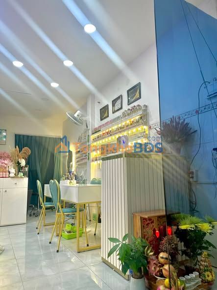 Sang Tiệm Nail Mặt Tiền An Dương Vương, Quận 6 - Sẵn Sàng Kinh Doanh