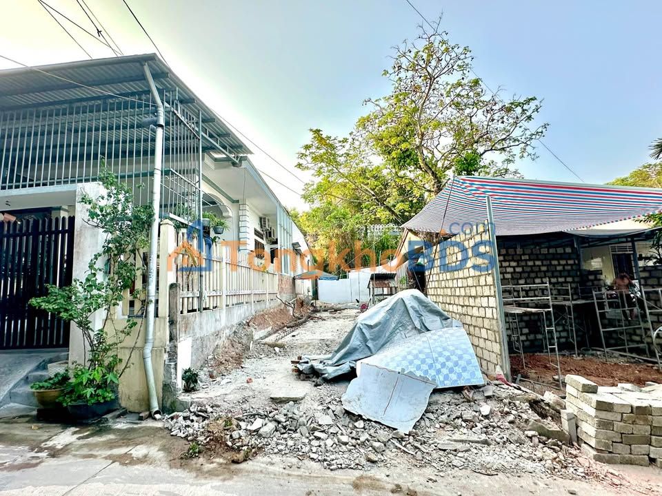 Đất nền Quảng Tế, Huế 100m² - Sổ hồng chính chủ, giá 2.3 tỷ