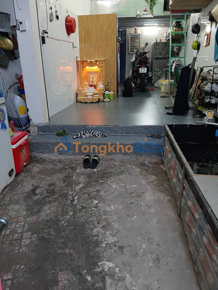 Mặt bằng kinh doanh mặt tiền Tỉnh lộ 10, Bình Tân - 24m² giá 9 triệu