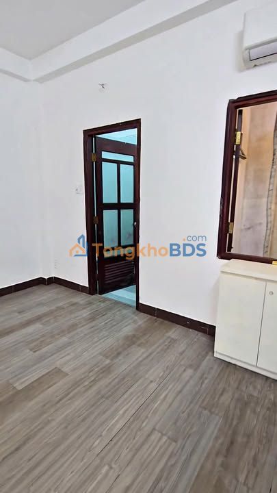 Cho thuê nhà 4x18m, 210m² 3PN tại Hoa Lan, Phú Nhuận - Giá 11 triệu