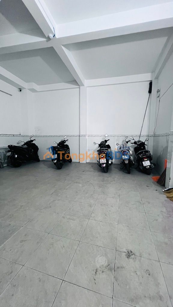 Nhà 4 Tầng 110m² Q7 - 12PN, 50 Triệu/Tháng, Sát Phú Mỹ Hưng