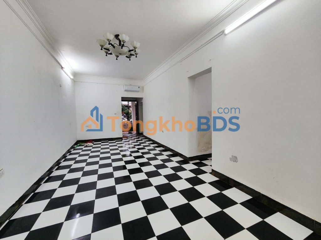 Căn hộ tập thể Ngọc Khánh 55m² giá 7 triệu - Bàn giao ngay