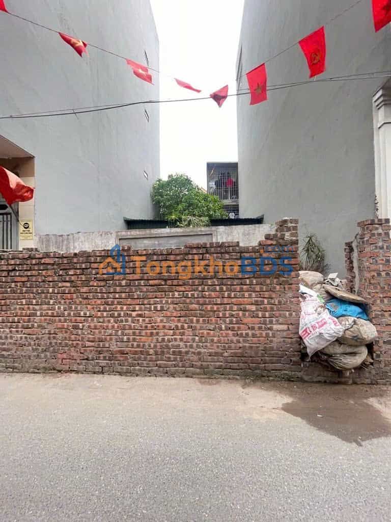 Đất Hoàng Mai 56m² 16 tỷ - Sổ đỏ chính chủ hiếm