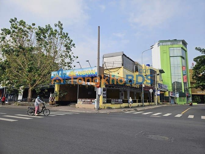 Nhà phố Phú Nhuận 7x40m 100 tr/tháng - Mặt tiền kinh doanh