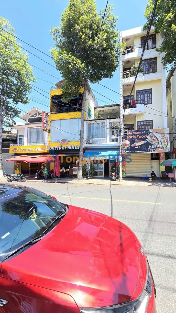 Nhà 6 tầng Yersin Nha Trang 111m² 27 tỷ - Ô tô vào nhà