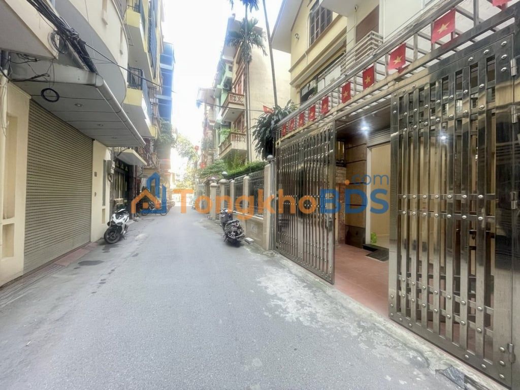 Nhà phố Khuất Duy Tiến 55m² 27.5 tỷ - Ô tô vào nhà