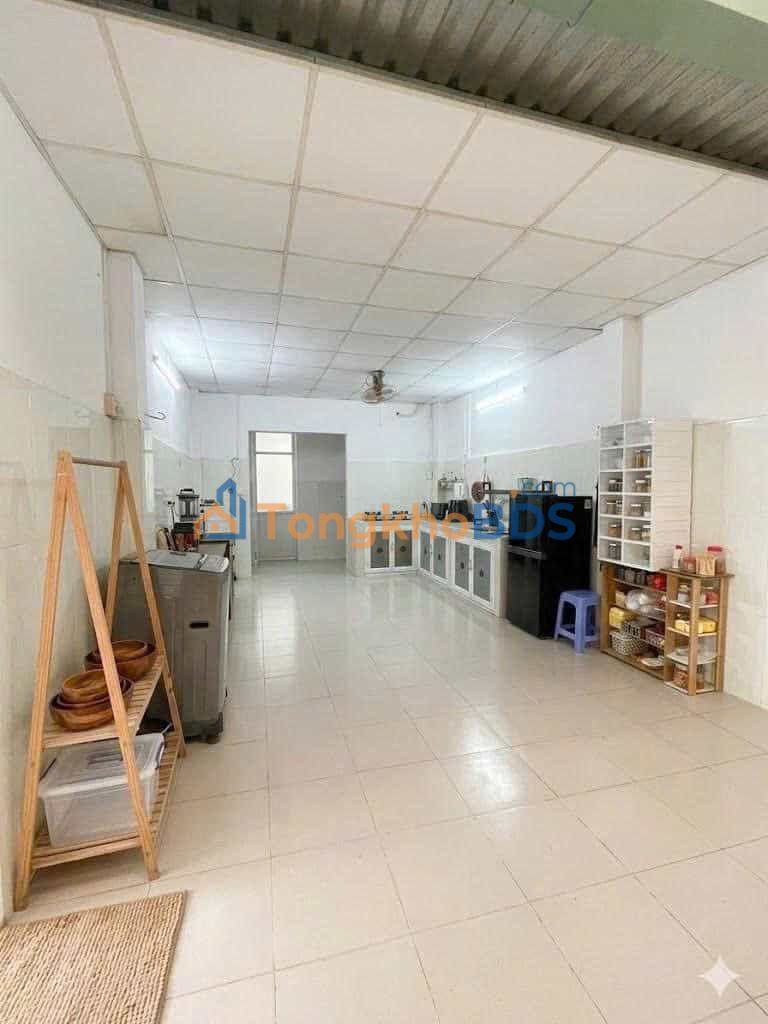 Nhà Hiệp Bình - Urban Green 180m² 13tr - Ô tô vào tận nhà