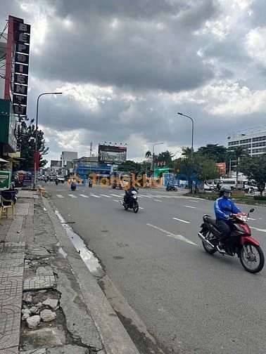 Nhà phố Hoàng Văn Thụ Phú Nhuận 98m² 15.8 tỷ - Chính chủ bán