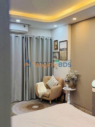 Nhà lô góc Lạc Long Quân 58m² 15.35 tỷ - Sẵn sàng ở ngay