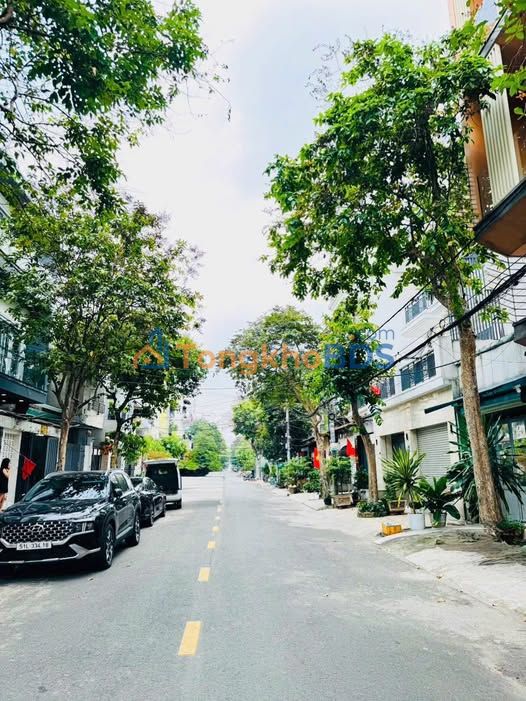 Nhà Mặt Tiền Tân Phú 90m² - 13.5 Tỷ TL - Kinh Doanh & Ở