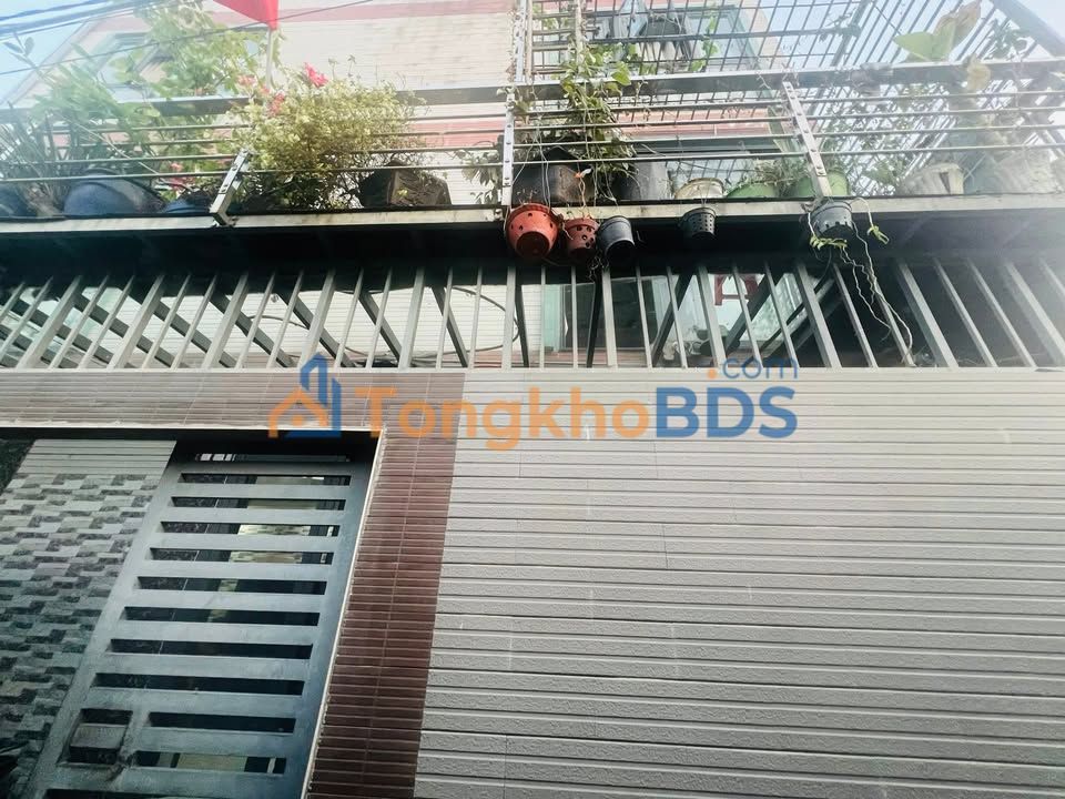 Nhà 4 Tầng Mặt Tiền 1/ Xa Lộ Hà Nội, Thủ Đức - 4.85 Tỷ