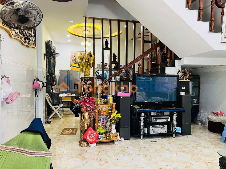 Nhà 3 tầng Phường 5 Tuy Hòa - 70m² - 4.2 Tỷ - Gần BV Mắt Nguyễn Thái Học