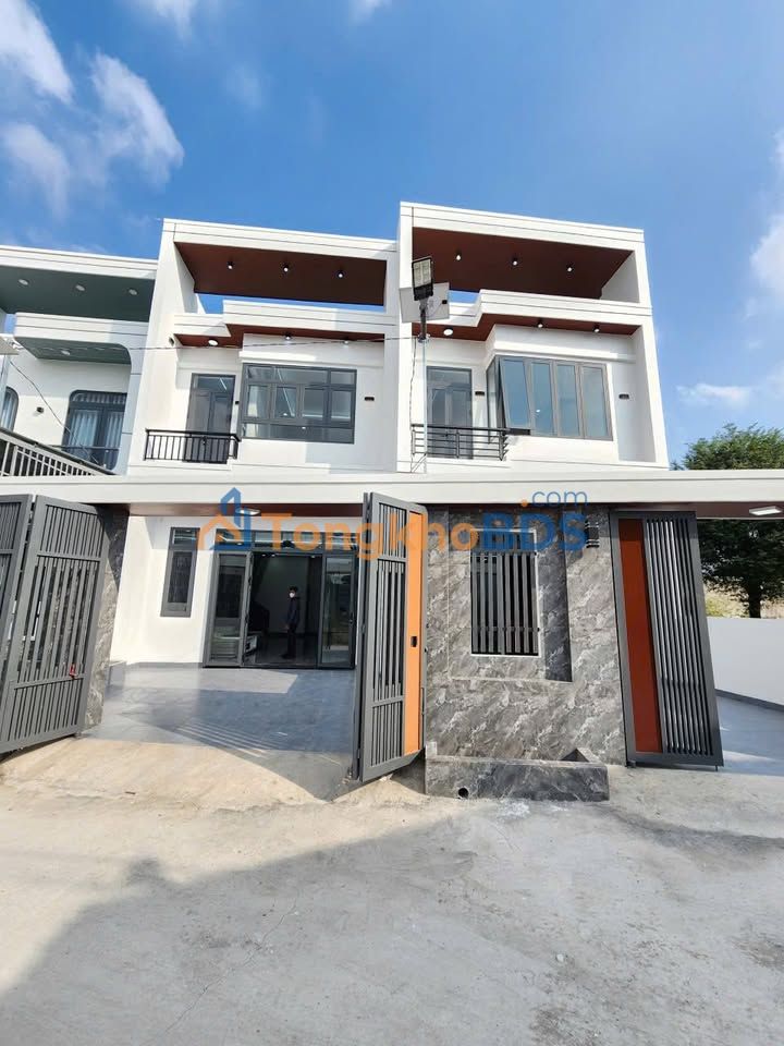Nhà Thuận Giao 79m² giá 3.2 tỷ - Ô tô vào tận nhà Thuận An