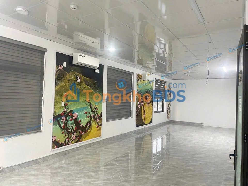 Văn phòng Nguyễn Tất Thành 750m² 60 triệu - View thoáng