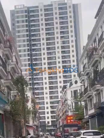 Cho thuê nhà 5 tầng đường Sông Hồng, Long Biên - 13 triệu/tháng