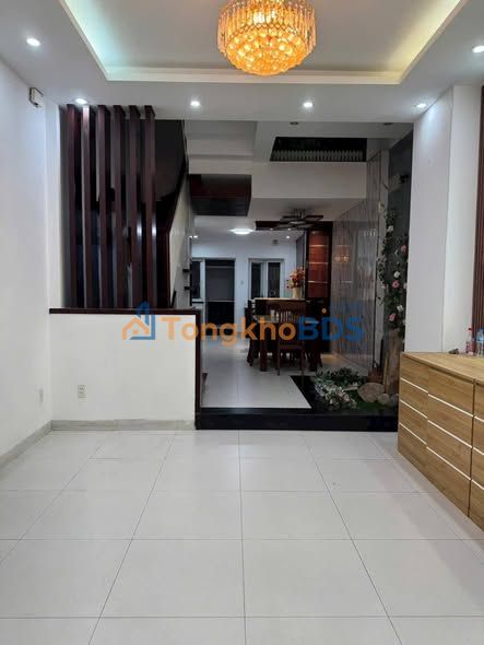 Nhà cho thuê Phú Thuận Quận 7 80m² 24 triệu - Ô tô vào tận nhà