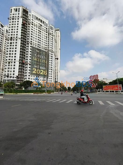 Nhà 3 Lầu 100m² KĐT Quảng trường xanh BigC Dĩ An - Hoàn Công Chuẩn