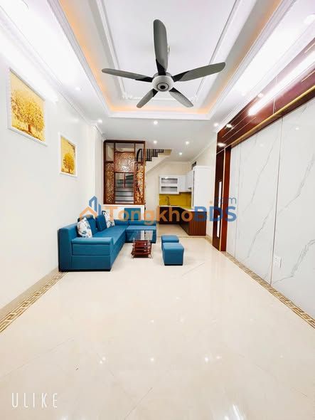 Nhà 5 Tầng Phố Minh Khai, Hai Bà Trưng - 9 Tỷ, Ô Tô Đỗ Cổng