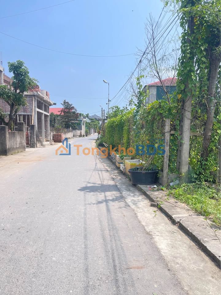 Đất nền Thạch Bình Hà Tĩnh 180m² 1.3 tỷ - Đường ô tô