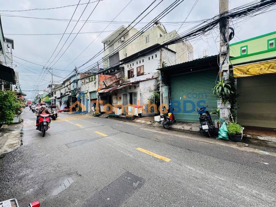 Nhà mặt tiền Quận 12 66m² 5.5 tỷ - Kinh doanh sầm uất