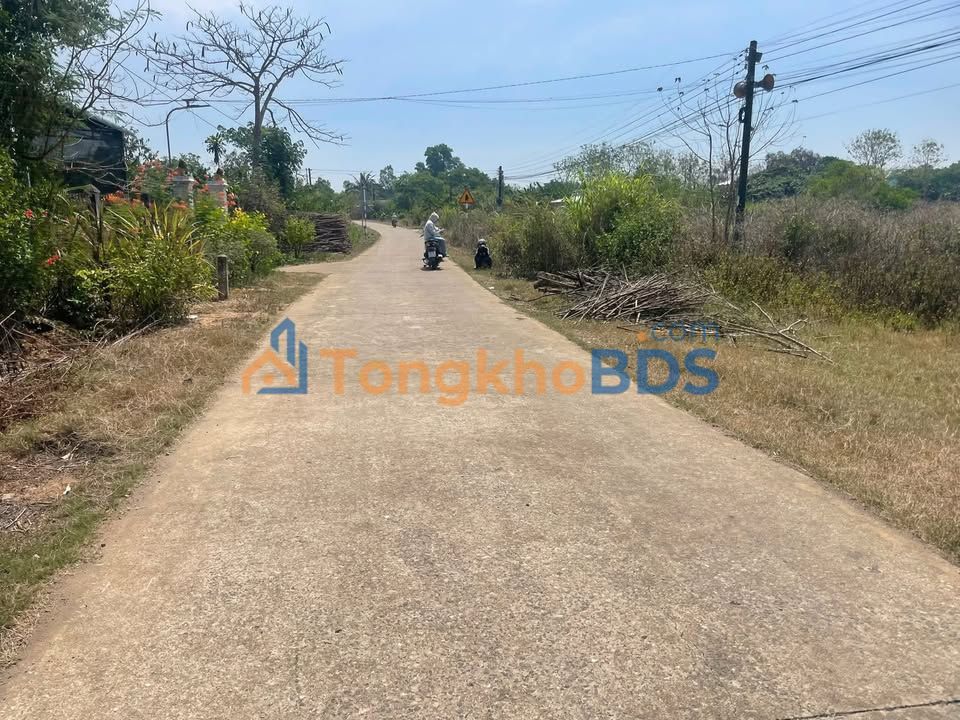 Đất Củ Chi 185m² - Mặt Tiền Bê Tông Liên Xã Phú Hòa Đông - Giá 3.89 Tỷ